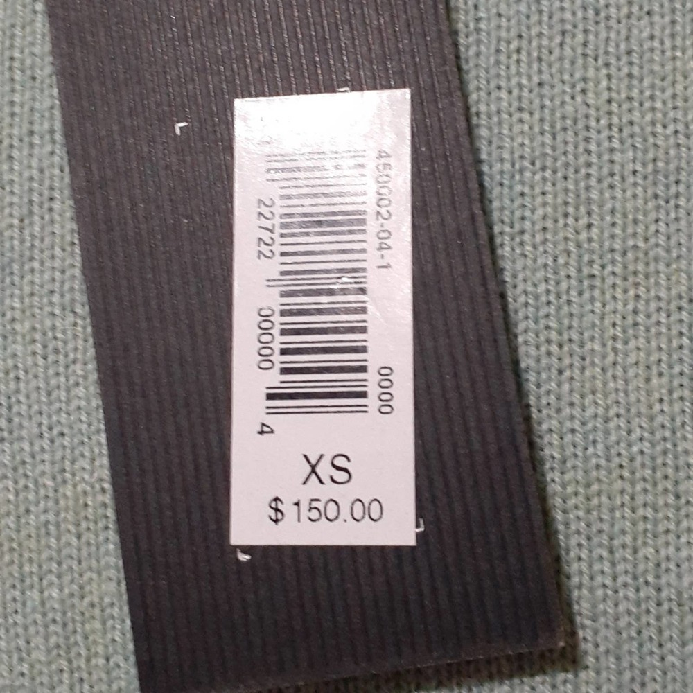 MONOGRAM sz XS 100% cashmere top, $150, NWT - Picture 4 of 7